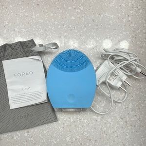 Foreo Luna for combination skin